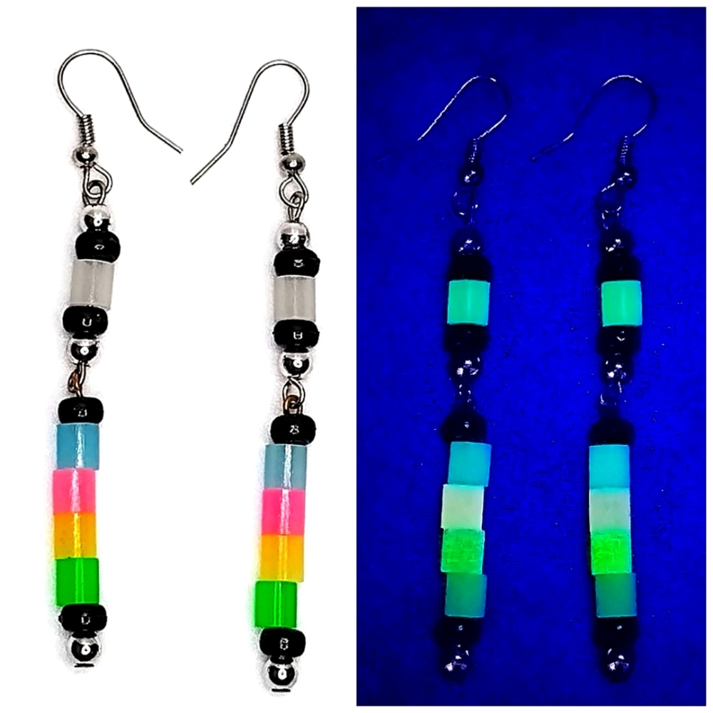 GLOW EARRING